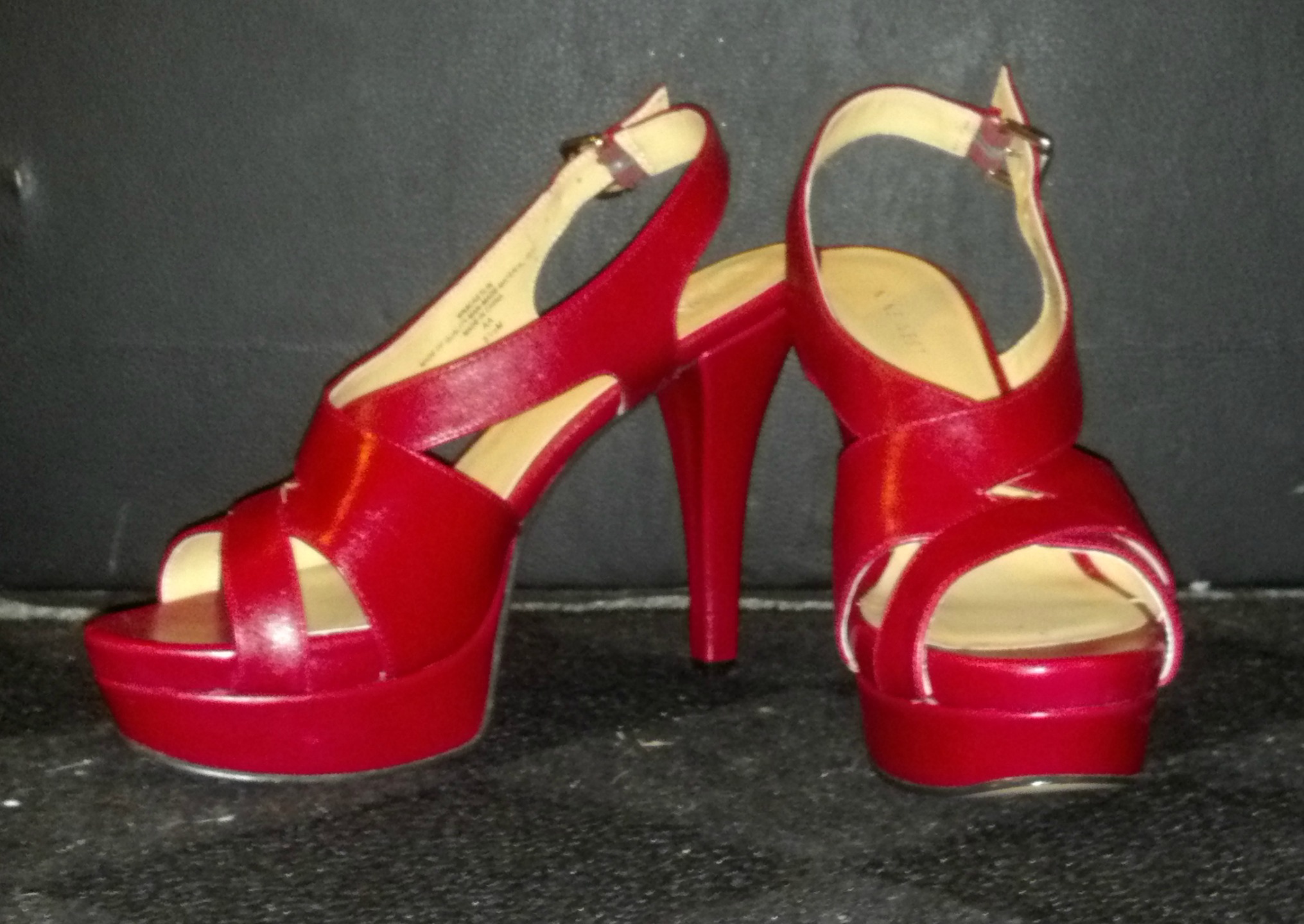 comfortable red heels